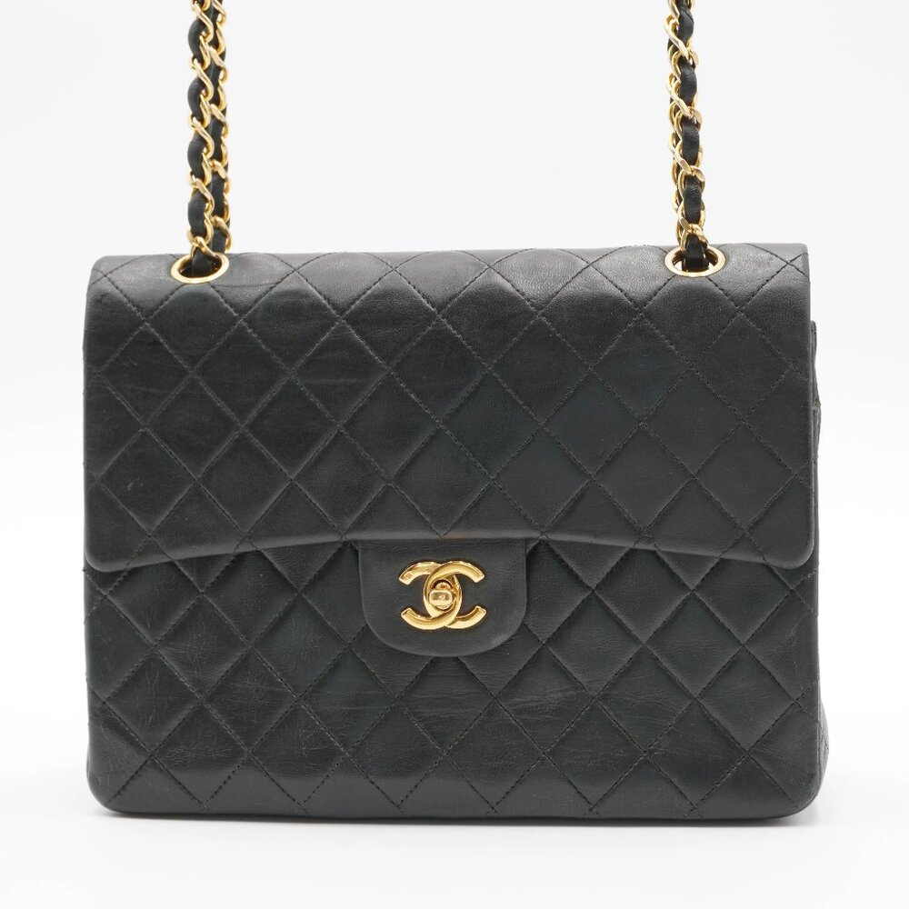 SOLD Pre-owned CHANEL Matelassé Flap Shoulder Bag